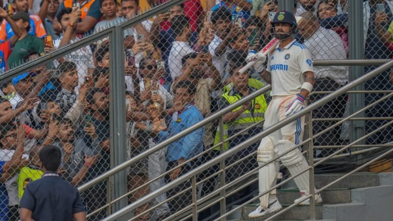 4 रन बनाकर भी कोहली ने तोड़ा सचिन तेंदुलकर का वर्ल्ड रिकॉर्ड, ऐसा करिश्मा करने वाले पहले बल्लेबाज बने